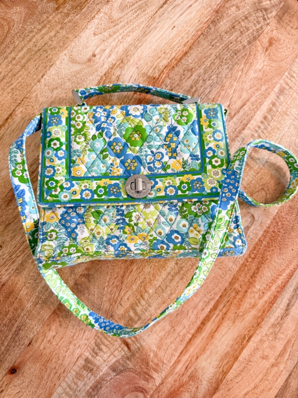 Retired Vera Bradley Convertible Crossbody Quilted Bag – English Meadow – NWOT